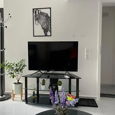 Delightful With Balcony Near Hockenheimring Guest house Hockenheim